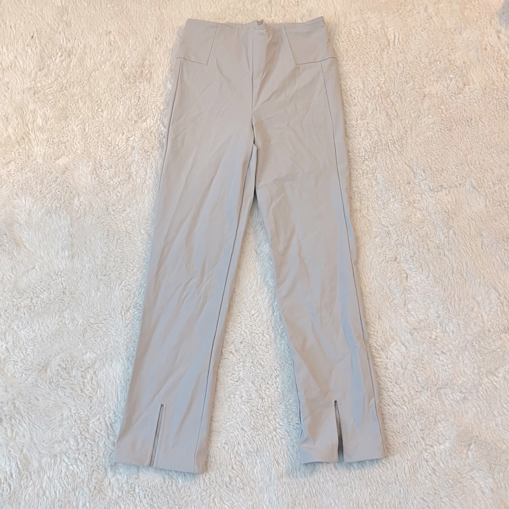 Athleta Wander Slim Straight Crop Soft Grey